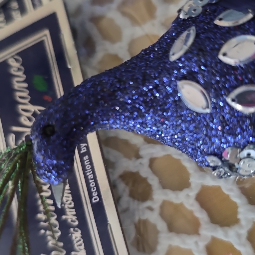 CHRISTMAS PEACOCK DECORATION 🌲 - Picture 2 of 6